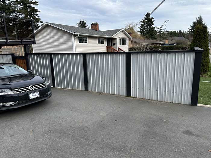 fence building Victoria BC